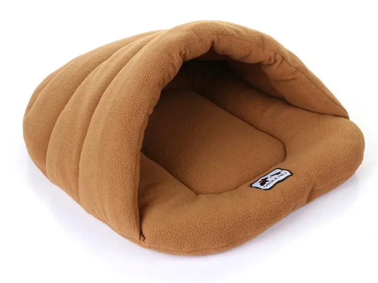 Slipper Cave Dog Bed — Cosy Winter Nest for Small Dogs & Cats