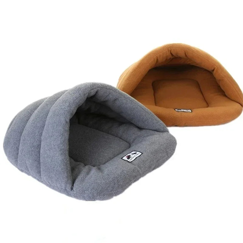Slipper Cave Dog Bed — Cosy Winter Nest for Small Dogs & Cats